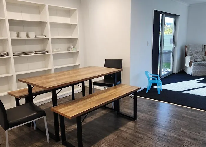 Oaktree Entire Home, Sleeps 8 To12 *