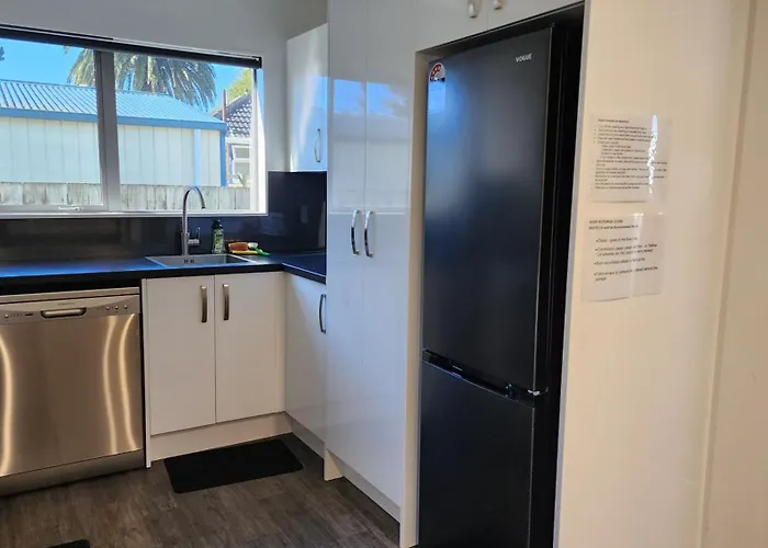 Ferienhaus Oaktree Entire Home, Sleeps 8 To12 *