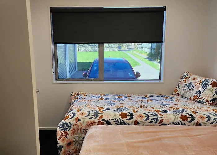 Ferienhaus Oaktree Entire Home, Sleeps 8 To12 Rotorua